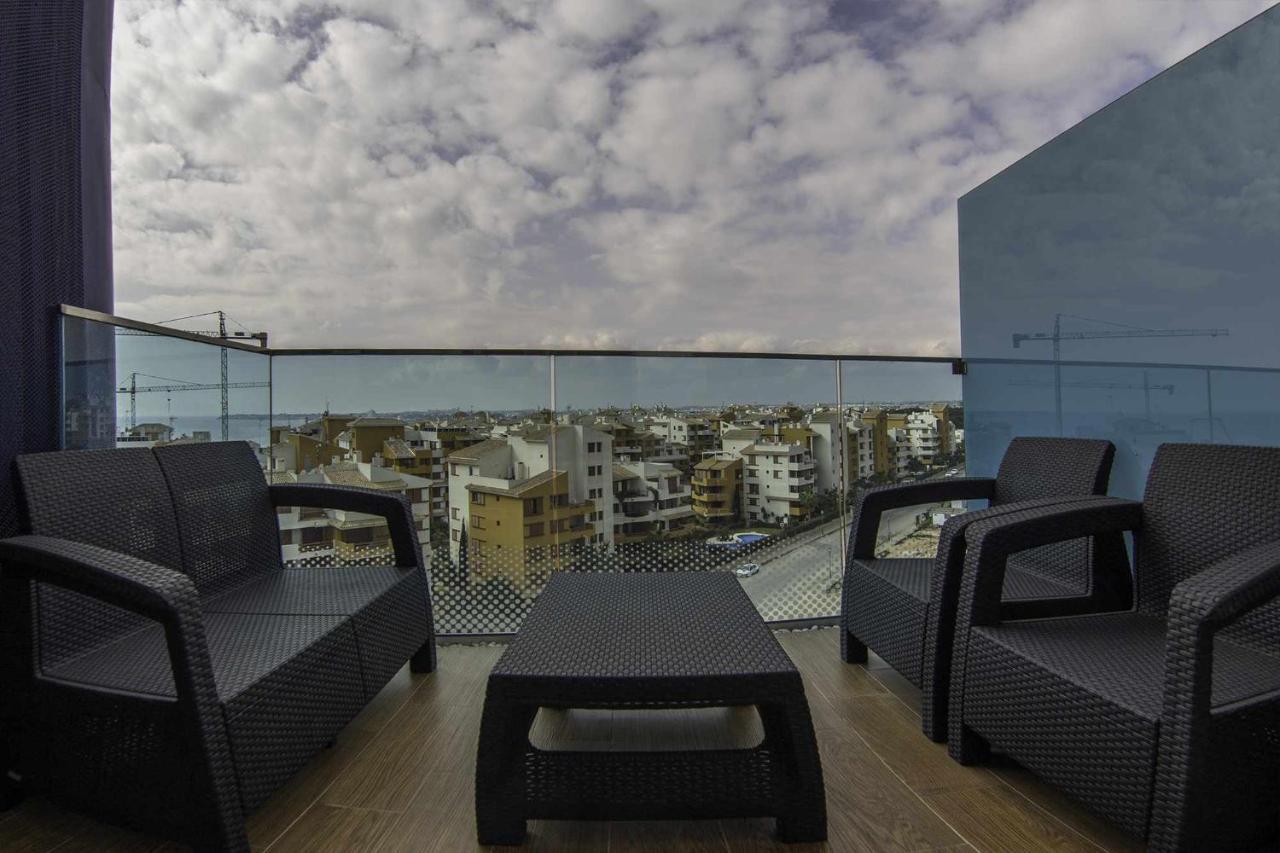 Apartamento Sea Senses Victoria Frente Al Mar Торевиеха Екстериор снимка