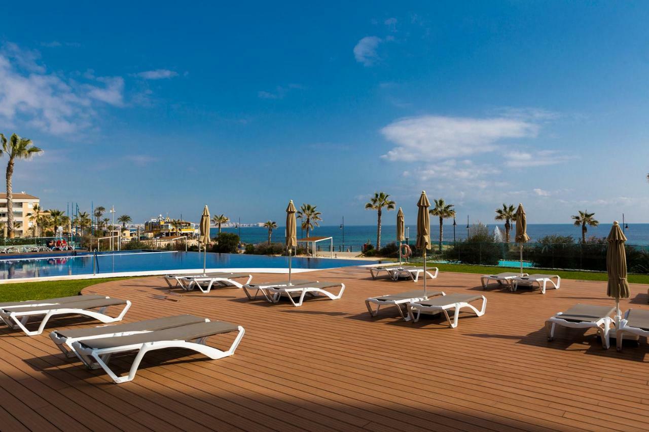 Apartamento Sea Senses Victoria Frente Al Mar Торевиеха Екстериор снимка